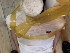 Hardcore, peeing, soiree