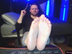 Flashing off my soles, jism on them?