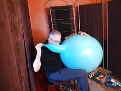 117) Big Round Turquoise Balloon Gets Popped by Daddy!