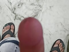 Socks me Lund daal ke muth maarne ka alag hi maza aa gya