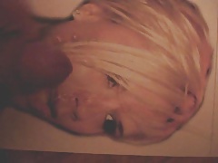 Victoria Beckhan facial 02