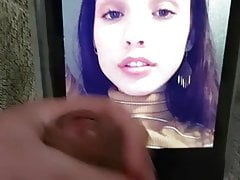 Cumtribute on pretty face