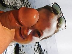 Cumslut Mona