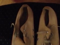 Cum-Shoot-Chucks 4