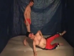 Wrestling James vs Raptor