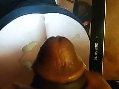Shooting a load on the lovely ass of settepiedi's wife.