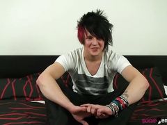 Sexy Teen Louis Phanton Likes It Solo Fast and Hard