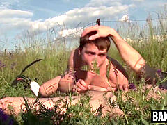 twunks finger and deepthroat each other before outdoor sans a condom