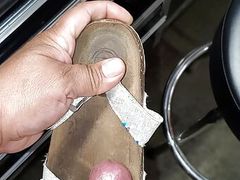 mechanic bought some pair of shoes from a garage sale during on my road test