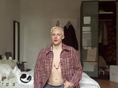 SISSY IS ALWAYS HUNGRY FOR RAW COCK