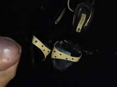 Cum on those sandals