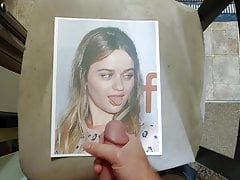 Joey King Cum Tribute 02