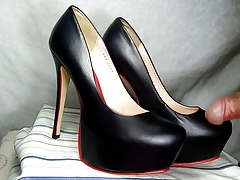 Cum in Black Leather Pumps