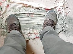 crushing cement powder on floral 10 dress