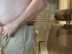 Chatting and Wanking With a Few Days Load