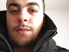 Yassir ce masturbe