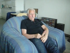 Str8 daddy a quick wank 14