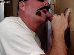 Gloryhole BJ DILF takes fresh load in his greedy mouth