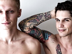 Standing fuck scene with Max Carter and Pierre Fitch