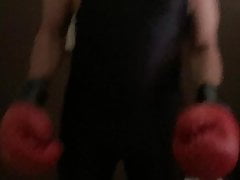 Boxing a skinhead wimp