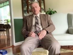 D a dd y masturbating in suit and socks