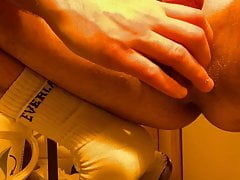 Flopping cock with ball weight