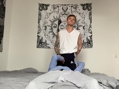 Yummy jaws tryout of a lad