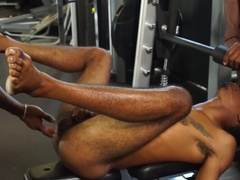 Muscular black boys fuck at the gym and share everything on cam
