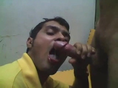 Chupando la verga de Beto (3'46'') 2