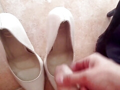 Sexy nude high heel, cuming on wife shoe
