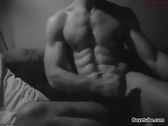 Who is the Monochrome Webcamer Chaturbate
