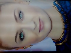 Sophie Turner cum tribute