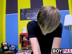 twunk Jason lovin’ wanking his pipe and playing with dildo