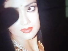 cum and split tribute to Kamaraani shreya saran