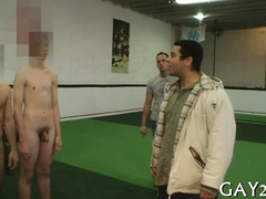 Watch this hot college boy get his tight ass drilled and squirt like a fountain