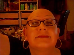 Cum on my bald head