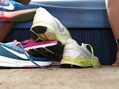 Girl's Nike sneakers well cummed