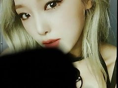 IZONE Yena cum tribute