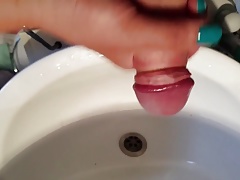 Beautifully hands job of slutwife Laura