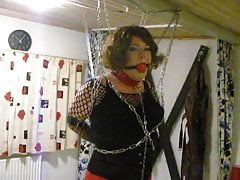 Dizzy Miss Sizzy  -  a tranny in trouble