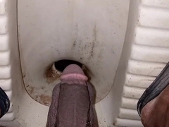 peeing regular black chisel