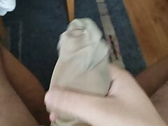 Cum in stepmom's smelly stocking