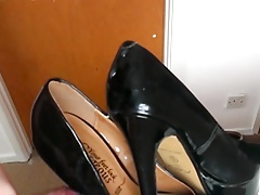 slow mo cum black patent platform pumps heels