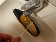 Piss in my high heel shoe