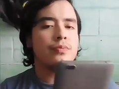 Jesus en boxer jalandose el pene avienta semen episodio 5