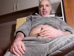 Faphouse, bear masturbation, european