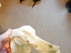Cum on wife's dirty smelly socks