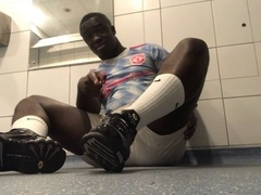 Nike, gay feet, public