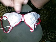cum sport bra