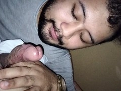 Average gay pinoy Maka Dila enjoys a blowjob while making eye contact